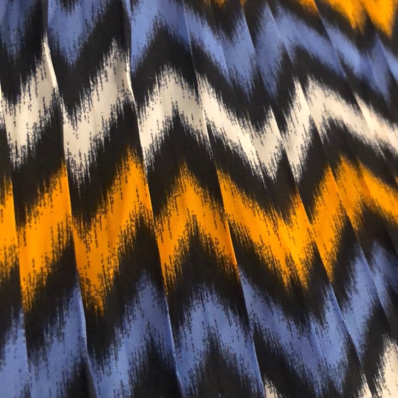 Michael Michael Kors Zigzag Pleated Maxi Skirt L - Picture 4 of 4